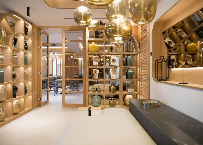 Myr Puerta SerranosAlbergo